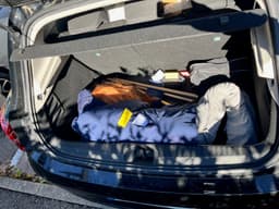 un cadavre dans la voiture